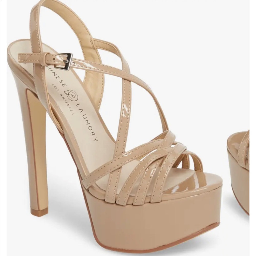 Chinese Laundry Teaser pumps